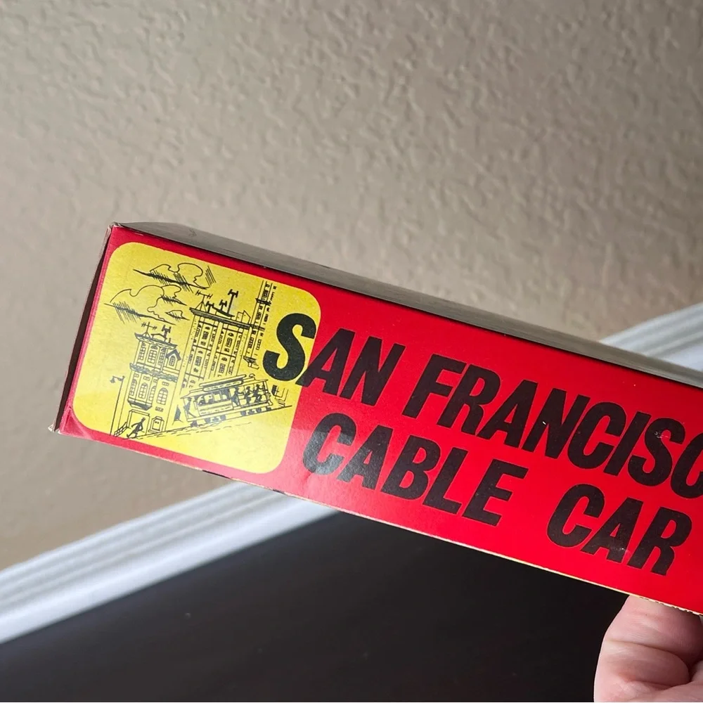 Classic San Francisco Cable Car Toy - Green and Red